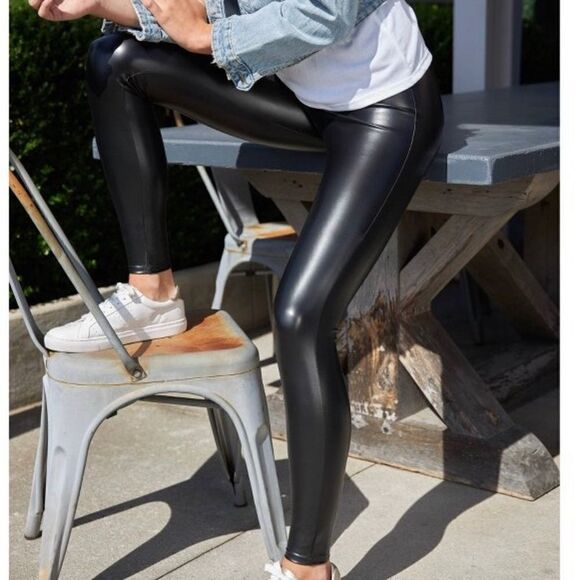 ASSETS by SPANX Women's All Over Faux Leather Leggings - Picture 3 of 10